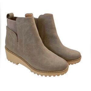 Dolce Vita Romeo ankle boot size 7.5